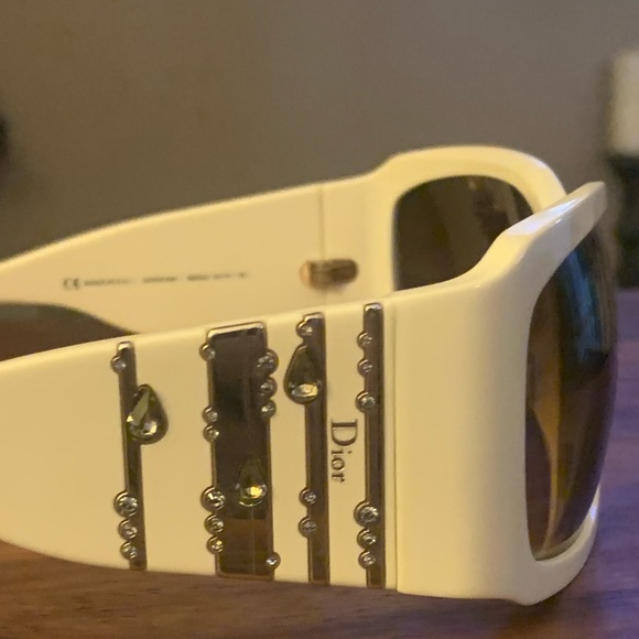 Christian Dior White/Gold Diorrain 2 with Swarovski Crystals Sunglasses - Picture 2 of 6